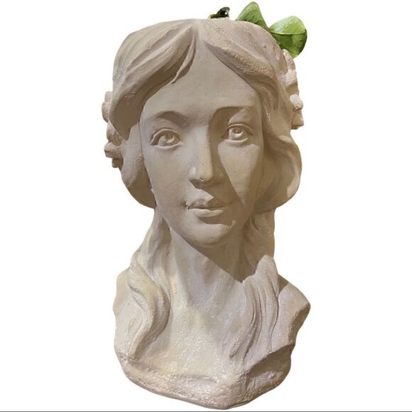 Beautiful Lady Planter Resin Plaster Large Size at 13” Perfect for your monstera - Picture 1 of 8